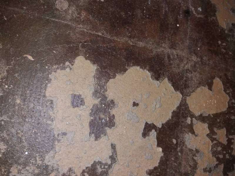 BAU.DE / BAU-Forum: 4. Bild zu Frage "Boden Holze alte R&uuml;ckst&auml;nde mgl. Asbest?" im BAU-Forum "Estrich und Bodenbel&auml;ge"