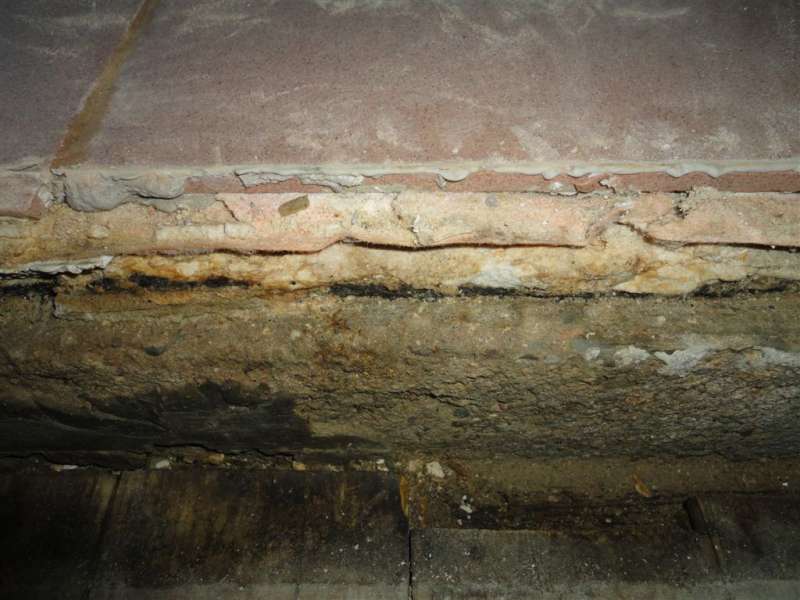 BAU.DE / BAU-Forum: 4. Bild zu Frage "Neue Balkont&uuml;re wasserdicht einbauen in alten Balkon?" im BAU-Forum "Fenster und Au&szlig;ent&uuml;ren"