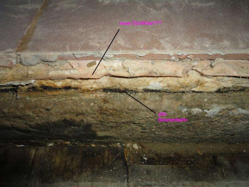 BAU.DE / BAU-Forum: 2. Bild zu Antwort "&Uuml;bersicht" auf die Frage "Balkont&uuml;r wasserdicht einbauen: Abdichtung, Gef&auml;lle & Risiken bei Altbauten?" im BAU-Forum "Fenster und Au&szlig;ent&uuml;ren"