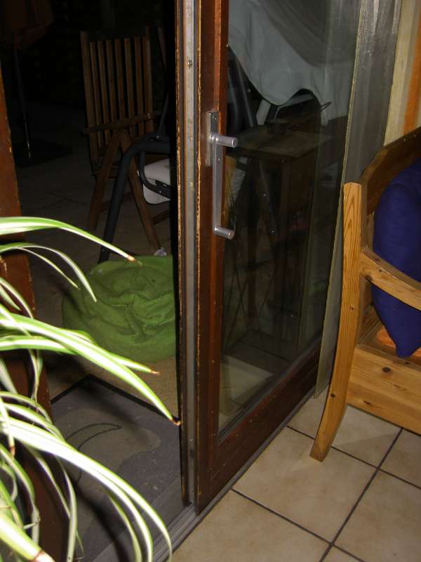 BAU.DE / BAU-Forum: 1. Bild zu Frage "Holzterrassent&uuml;r Hebeschiebemechanismus verschlissen Generalunternehmer ca. Baujahr. 1980" im BAU-Forum "Fenster und Au&szlig;ent&uuml;ren"