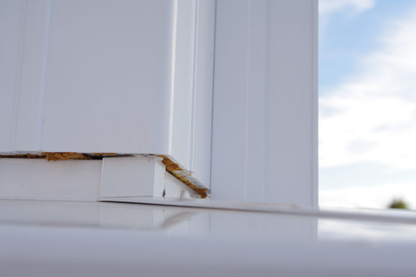 BAU.DE / BAU-Forum: 5. Bild zu Frage "Eckfenster-Abdichtung mangelhaft: Ursachen, Risiken & Sanierungskosten?" im BAU-Forum "Fenster und Au&szlig;ent&uuml;ren"