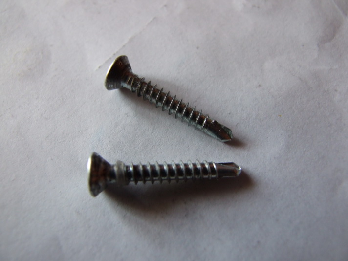 BAU.DE / BAU-Forum: 3. Bild zu Frage "T&uuml;rgriff an Haust&uuml;re locker" im BAU-Forum "Fenster und Au&szlig;ent&uuml;ren"