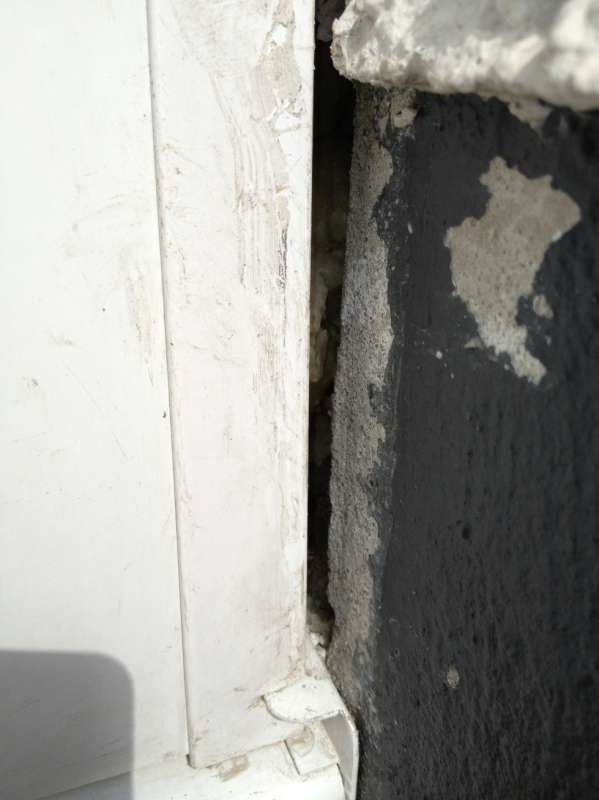 BAU.DE / BAU-Forum: 5. Bild zu Frage "Fensteranschluss an Heraklith Bauschaum ausreichend?" im BAU-Forum "Fenster und Au&szlig;ent&uuml;ren"