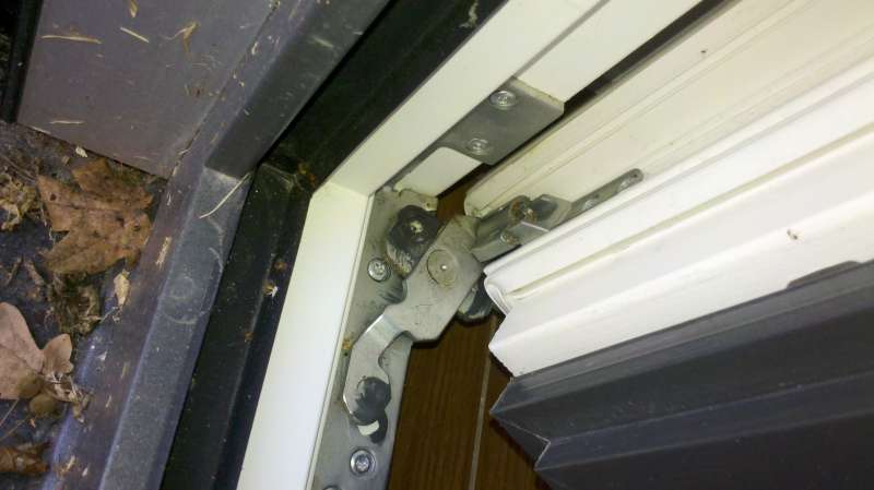 BAU.DE / BAU-Forum: 2. Bild zu Frage "Fenster ohne (äußere) Dichtung?" im BAU-Forum "Fenster und Außentüren" BAU.DE / BAU-Forum: 2. Bild zu Frage "Fenster ohne (äußere) Dichtung?" im BAU-Forum "Fenster und Außentüren"