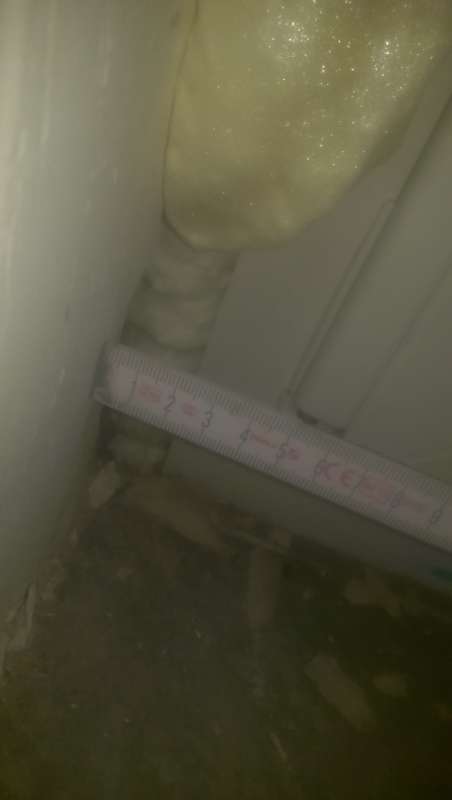 BAU.DE / BAU-Forum: 2. Bild zu Antwort "Die Fotos" auf die Frage "Fenster zu klein: L&uuml;cken zwischen Putz und Rahmen &ndash; Ursachen, Abdichtung & Kosten?" im BAU-Forum "Fenster und Au&szlig;ent&uuml;ren"