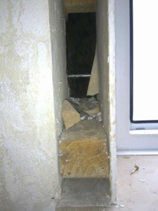 BAU.DE / BAU-Forum: 2. Bild zu Frage "Neue Fenster / Großer Spalt zwischen Fenster und Mauerwerk / Vorstehende Verputzung /" im BAU-Forum "Fenster und Außentüren" BAU.DE / BAU-Forum: 2. Bild zu Frage "Neue Fenster / Großer Spalt zwischen Fenster und Mauerwerk / Vorstehende Verputzung /" im BAU-Forum "Fenster und Außentüren"