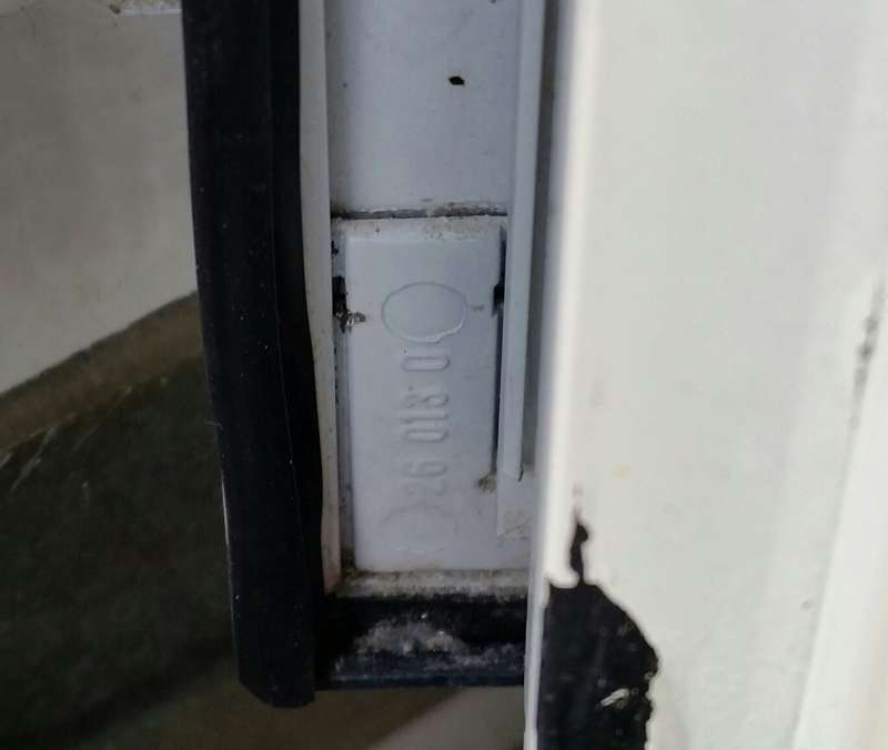 BAU.DE / BAU-Forum: 5. Bild zu Frage "was sind das für Türen?" im BAU-Forum "Fenster und Außentüren" BAU.DE / BAU-Forum: 5. Bild zu Frage "was sind das für Türen?" im BAU-Forum "Fenster und Außentüren"