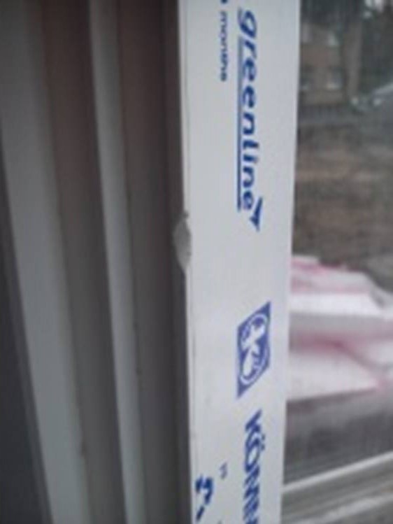 BAU.DE / BAU-Forum: 3. Bild zu Frage "Macken an Fenstern und Rahmen: Ursachen, Reparatur & Vorbeugung?" im BAU-Forum "Fenster und Au&szlig;ent&uuml;ren"