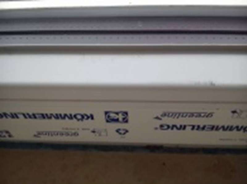 BAU.DE / BAU-Forum: 4. Bild zu Frage "Macken an Fenstern und Rahmen: Ursachen, Reparatur & Vorbeugung?" im BAU-Forum "Fenster und Au&szlig;ent&uuml;ren"