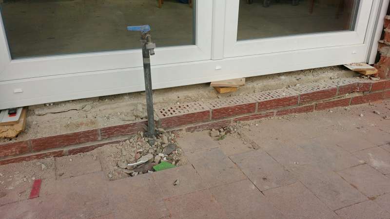 BAU.DE / BAU-Forum: 2. Bild zu Frage "Bodentiefe Fenster &nbsp;-&nbsp; mangelhafter Einbau?!" im BAU-Forum "Fenster und Au&szlig;ent&uuml;ren"