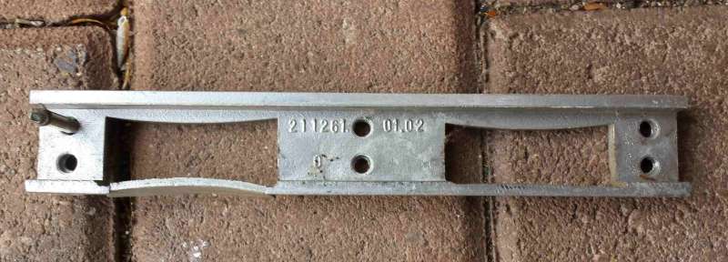 BAU.DE / BAU-Forum: 2. Bild zu Frage "Sch&uuml;co Schlie&szlig;platte" im BAU-Forum "Fenster und Au&szlig;ent&uuml;ren"