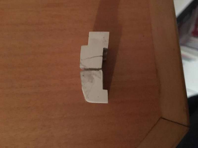 BAU.DE / BAU-Forum: 2. Bild zu Frage "Bezeichnung / Ersatzteil gesucht" im BAU-Forum "Fenster und Au&szlig;ent&uuml;ren"