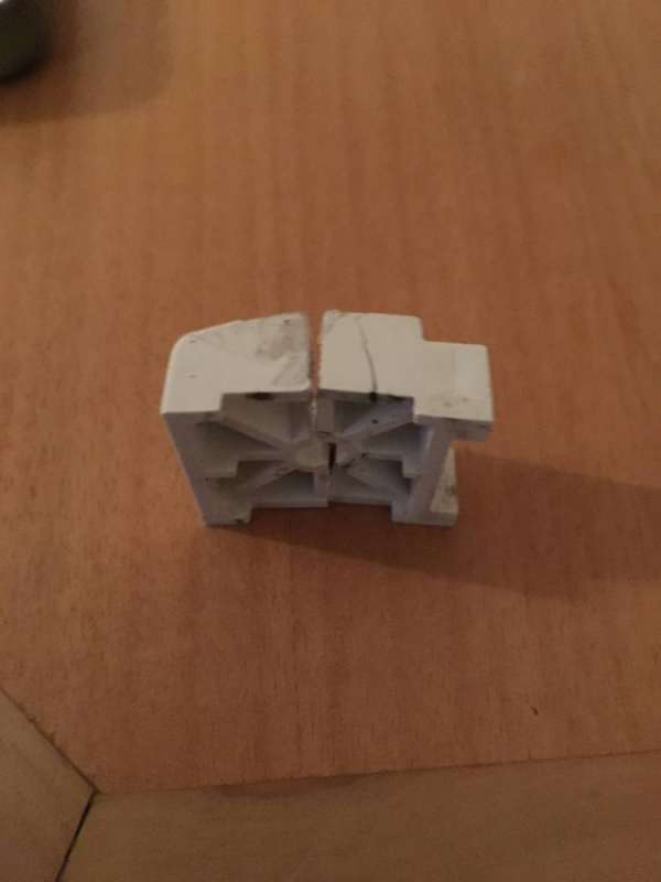 BAU.DE / BAU-Forum: 4. Bild zu Frage "Bezeichnung / Ersatzteil gesucht" im BAU-Forum "Fenster und Au&szlig;ent&uuml;ren"