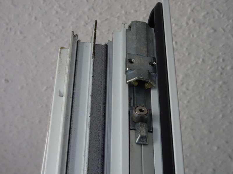 BAU.DE / BAU-Forum: 3. Bild zu Antwort "Danke f&uuml;r Antworten Hr. Tilgner. Alles, komplette..." auf die Frage "Fenster & T&uuml;ren Hersteller gesucht (Logo vorhanden): Reparatur/Ersatzteile in Frankfurt?" im BAU-Forum "Fenster und Au&szlig;ent&uuml;ren"