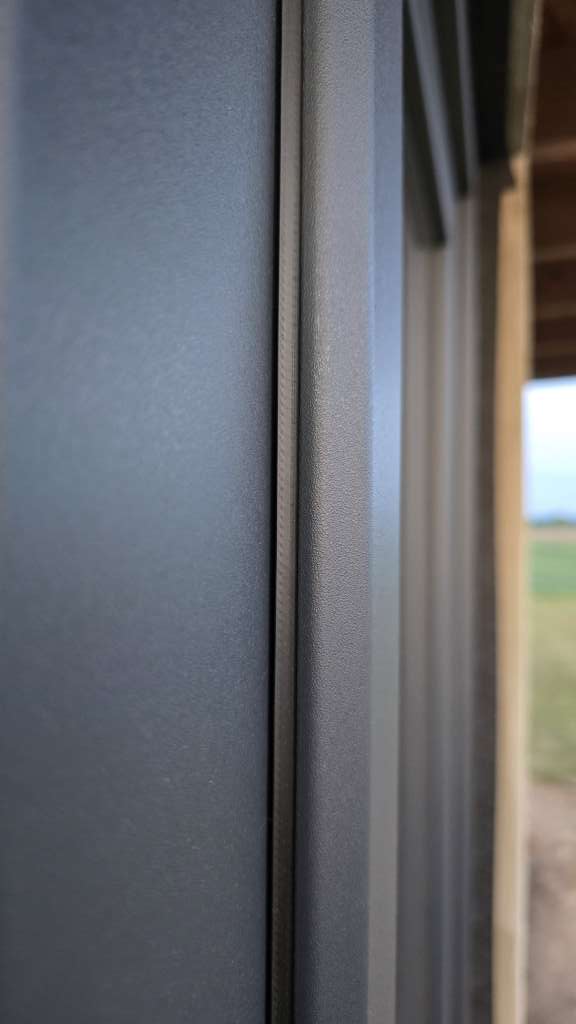 BAU.DE / BAU-Forum: 3. Bild zu Frage "Probleme mit Au&szlig;ent&uuml;ren: Einstellung, Dichtung und Wassereintritt" im BAU-Forum "Fenster und Au&szlig;ent&uuml;ren"