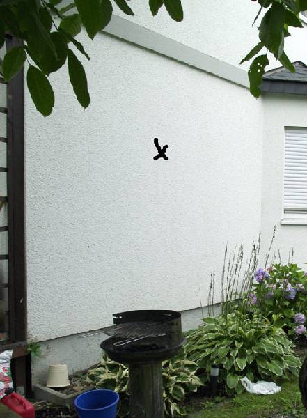 BAU.DE / BAU-Forum: 1. Bild zu Frage "Nachr&uuml;stung Edelstahlschornstein/Wanddurchf&uuml;hrung" im BAU-Forum "Fertighaus"