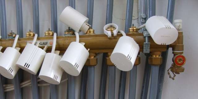 BAU.DE / BAU-Forum: 1. Bild zu Frage "Giacomini Stellantrieb & Ventile defekt: G&uuml;nstige Alternativen & Ventileins&auml;tze finden?" im BAU-Forum "Fu&szlig;bodenheizungen / Wandheizungen"