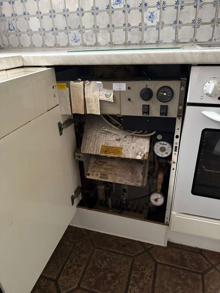 BAU.DE / BAU-Forum: 1. Bild zu Frage "Alte Gasheizung pr&uuml;fen: Typen, Sicherheitsrisiken & Wartungshinweise?" im BAU-Forum "Heizung / Warmwasser"