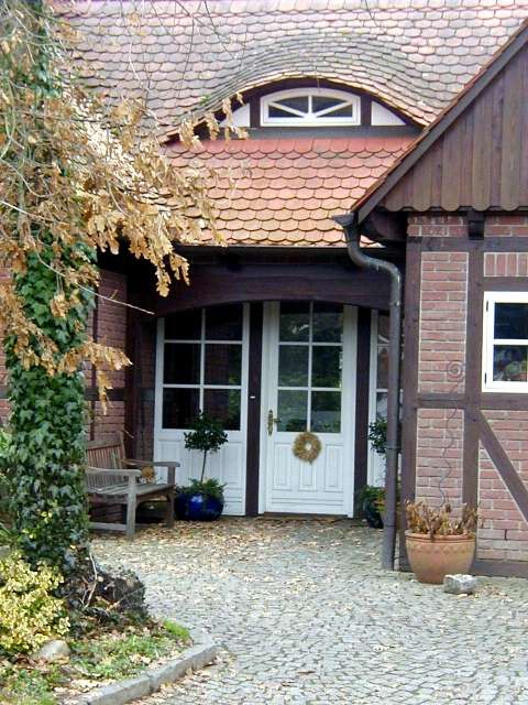 BAU.DE / BAU-Forum: 2. Bild zu Antwort "so ganz klassisch wird das nicht..." auf die Frage "Fachwerkhaus Neubau: Chancen, Risiken & Kosten &ndash; Was Sie vor dem Bau wissen sollten" im BAU-Forum "Holzbau"