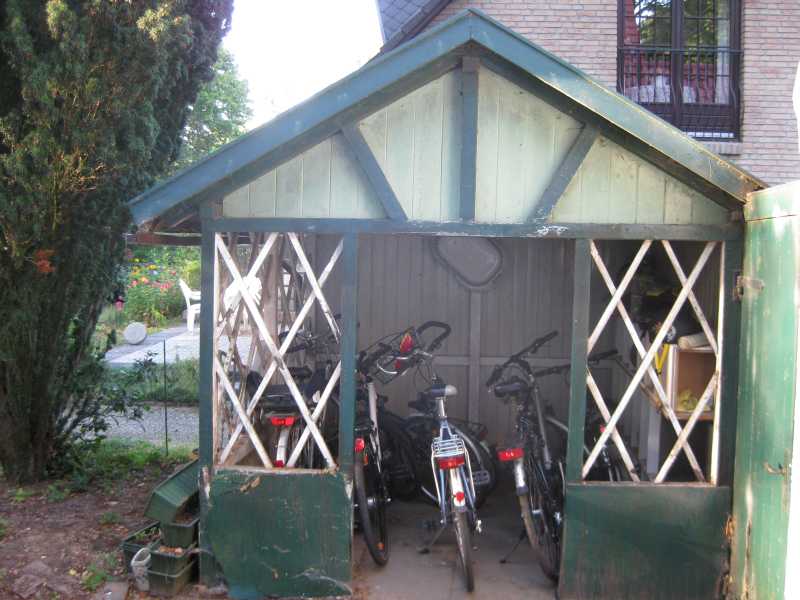 BAU.DE / BAU-Forum: 1. Bild zu Antwort "Danke, aber leider schon fertig .." auf die Frage "Jugendstil Holzpavillon sanieren & h&ouml;her setzen: Kosten, Fundament & Vorgehen?" im BAU-Forum "Holzschutz, Holzsch&auml;den, Holzsanierung"