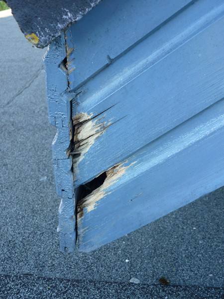 BAU.DE / BAU-Forum: 1. Bild zu Frage "Giebelkasten fault" im BAU-Forum "Holzschutz, Holzsch&auml;den, Holzsanierung"