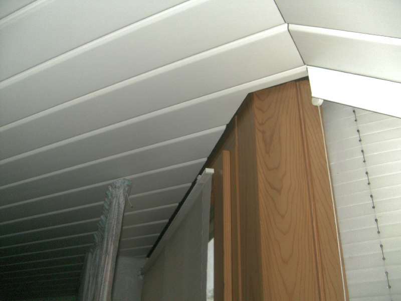 BAU.DE / BAU-Forum: 3. Bild zu Frage "Wie Decken-Wand-Schattenfugen insektenfrei abdichten" im BAU-Forum "Innenw&auml;nde"