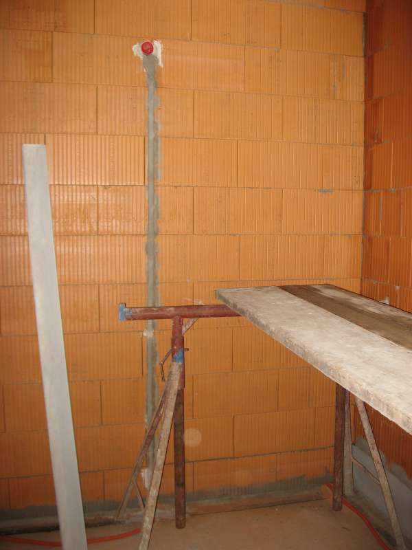 BAU.DE / BAU-Forum: 2. Bild zu Frage "Putzen der Elektro-Installationsschlitze-DIN 18 299-Nebenleistung/besondere Leistung" im BAU-Forum "Innenwände" BAU.DE / BAU-Forum: 2. Bild zu Frage "Putzen der Elektro-Installationsschlitze-DIN 18 299-Nebenleistung/besondere Leistung" im BAU-Forum "Innenwände"