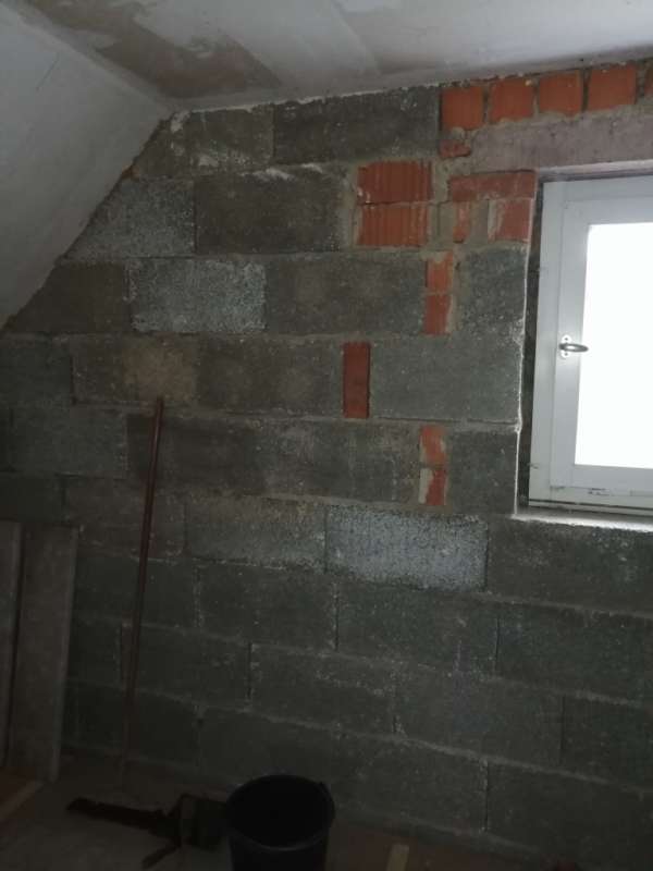 BAU.DE / BAU-Forum: 2. Bild zu Frage "Fragen zum Verputzen der Innenwand eines Raumes" im BAU-Forum "Innenw&auml;nde"