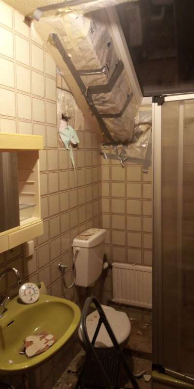 BAU.DE / BAU-Forum: 1. Bild zu Frage "Tragende Wand, aufgeschlitz ist das Gef&auml;hrlich?" im BAU-Forum "Innenw&auml;nde"