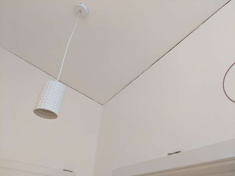 BAU.DE / BAU-Forum: 2. Bild zu Frage "Anschlussfugen Decke, Wand Trockenbau" im BAU-Forum "Innenw&auml;nde"