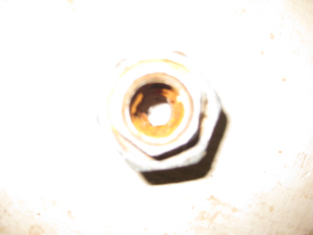 BAU.DE / BAU-Forum: 1. Bild zu Frage "Rohrverschraubung/Gegengewinde" im BAU-Forum "Installation: Elektro, Gas, Wasser, Fernwärme etc." BAU.DE / BAU-Forum: 1. Bild zu Frage "Rohrverschraubung/Gegengewinde" im BAU-Forum "Installation: Elektro, Gas, Wasser, Fernwärme etc."