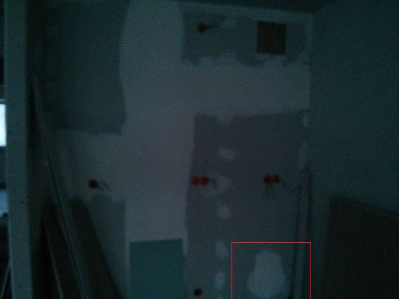 BAU.DE / BAU-Forum: 3. Bild zu Frage "Neubauwohnung Steckdosenlöcher an Rigipswand an mehreren Stellen verbohrt?" im BAU-Forum "Installation: Elektro, Gas, Wasser, Fernwärme etc." BAU.DE / BAU-Forum: 3. Bild zu Frage "Neubauwohnung Steckdosenlöcher an Rigipswand an mehreren Stellen verbohrt?" im BAU-Forum "Installation: Elektro, Gas, Wasser, Fernwärme etc."