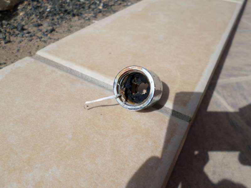 BAU.DE / BAU-Forum: 3. Bild zu Frage "Warmwasseranschlussstutzen Boiler verrostet" im BAU-Forum "Installation: Elektro, Gas, Wasser, Fernw&auml;rme etc."