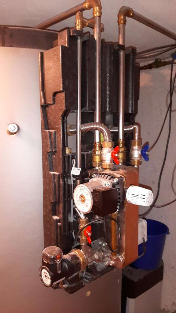 BAU.DE / BAU-Forum: 2. Bild zu Antwort "Warmwasser Rückschlagventil / Rückflussventil" auf die Frage "Warmwasser Rückfluss reduziert: Rückschlagventil prüfen, Ursachen & Lösungen" im BAU-Forum "Installation: Elektro, Gas, Wasser, Fernwärme etc." BAU.DE / BAU-Forum: 2. Bild zu Antwort "Warmwasser Rückschlagventil / Rückflussventil" auf die Frage "Warmwasser Rückfluss reduziert: Rückschlagventil prüfen, Ursachen & Lösungen" im BAU-Forum "Installation: Elektro, Gas, Wasser, Fernwärme etc."