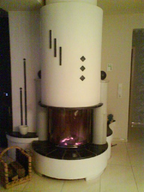 BAU.DE / BAU-Forum: 1. Bild zu Frage "Heizkamin Probleme: Zu viel Hitze, Überhitzung der Wohnung & Lösungen?" im BAU-Forum "Kamin und Kachelofen" BAU.DE / BAU-Forum: 1. Bild zu Frage "Heizkamin Probleme: Zu viel Hitze, Überhitzung der Wohnung & Lösungen?" im BAU-Forum "Kamin und Kachelofen"