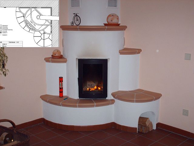 BAU.DE / BAU-Forum: 1. Bild zu Antwort "HKD 2.2 ist ein Kachelofeneinsatz mit 9 kW Leistung" auf die Frage "Brunner Kaminofen HKD 2.2: Erfahrungen, Preis & Alternativen zum Heizeinsatz?" im BAU-Forum "Kamin und Kachelofen"