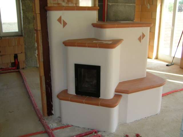 BAU.DE / BAU-Forum: 3. Bild zu Antwort "Grundofen im Reiheneckhaus: Optimale Wahl bei offener Bauweise" auf die Frage "Grundofen Strahlungswärme: Optimale Wärmeverteilung im Reiheneckhaus?" im BAU-Forum "Kamin und Kachelofen" BAU.DE / BAU-Forum: 3. Bild zu Antwort "Grundofen im Reiheneckhaus: Optimale Wahl bei offener Bauweise" auf die Frage "Grundofen Strahlungswärme: Optimale Wärmeverteilung im Reiheneckhaus?" im BAU-Forum "Kamin und Kachelofen"