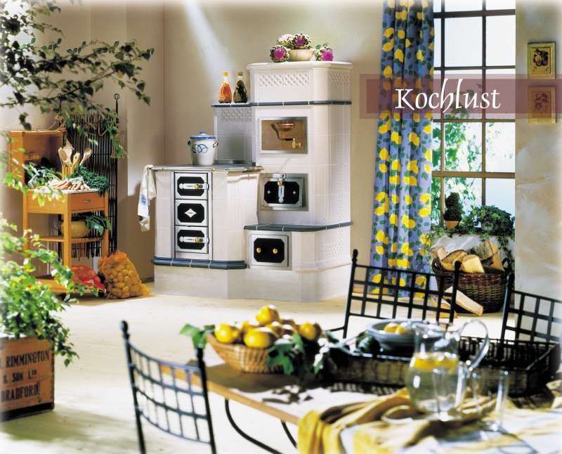 BAU.DE / BAU-Forum: 1. Bild zu Antwort "K&uuml;chenherd mit Z&uuml;gen: Armutszeugnis f&uuml;r Ofenbauer?" auf die Frage "K&uuml;chenherd mit Nachheizkasten im Bauernhaus: Sinnvolle Kombination? Kosten & Effizienz" im BAU-Forum "Kamin und Kachelofen"