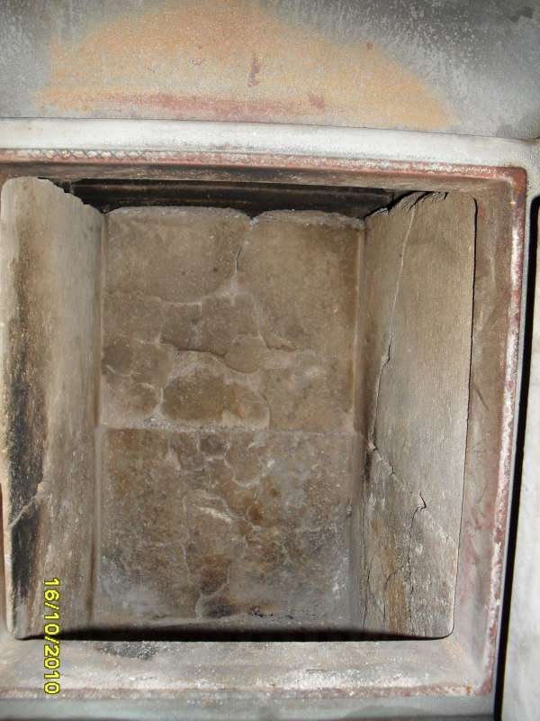 BAU.DE / BAU-Forum: 3. Bild zu Frage "Schamottsteine f&uuml;r Esch Mannheim Ofen finden: Modell, Gr&ouml;&szlig;e & Set-Empfehlungen?" im BAU-Forum "Kamin und Kachelofen"