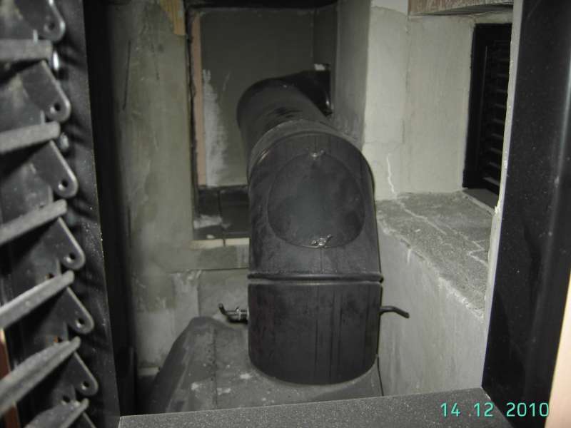 BAU.DE / BAU-Forum: 1. Bild zu Frage "Kago Holzofen ohne Nachheizregister" im BAU-Forum "Kamin und Kachelofen"