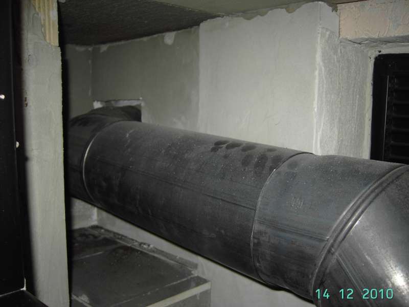 BAU.DE / BAU-Forum: 2. Bild zu Frage "Kago Holzofen ohne Nachheizregister" im BAU-Forum "Kamin und Kachelofen"