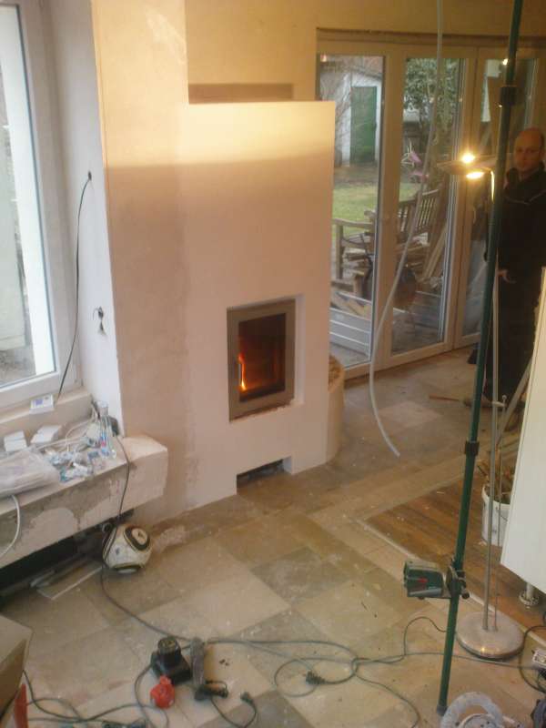 BAU.DE / BAU-Forum: 4. Bild zu Antwort "Warum widersprechen Sie sich?..." auf die Frage "Grundofen Heizleistung unzureichend: Schornsteinzug pr&uuml;fen, Ofenbauer haftbar machen?" im BAU-Forum "Kamin und Kachelofen"