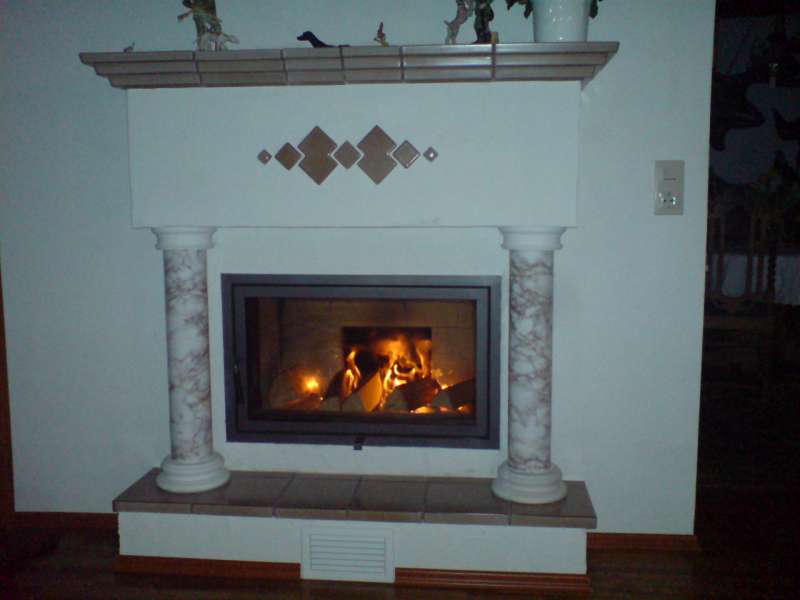 BAU.DE / BAU-Forum: 5. Bild zu Antwort "Grundofen brauchen einen schnellen heißen Abbrand..." auf die Frage "Grundofen mit großer Scheibe: Feuer sehen, Abbrand & optimale Befüllung?" im BAU-Forum "Kamin und Kachelofen" BAU.DE / BAU-Forum: 5. Bild zu Antwort "Grundofen brauchen einen schnellen heißen Abbrand..." auf die Frage "Grundofen mit großer Scheibe: Feuer sehen, Abbrand & optimale Befüllung?" im BAU-Forum "Kamin und Kachelofen"