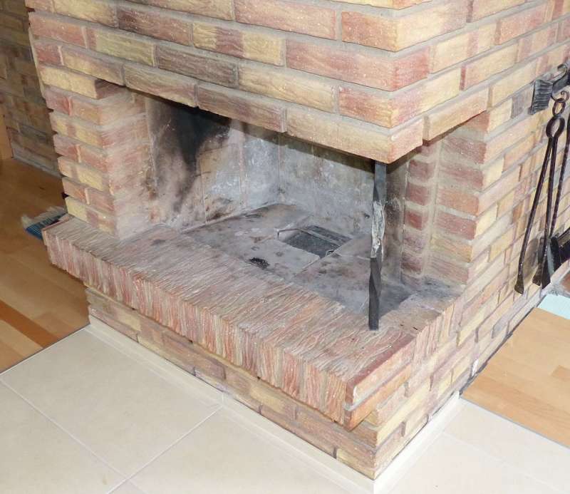 BAU.DE / BAU-Forum: 1. Bild zu Frage "offenen Kamin umbauen" im BAU-Forum "Kamin und Kachelofen"