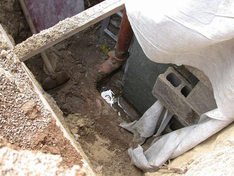 BAU.DE / BAU-Forum: 4. Bild zu Antwort "Keller Wasserschaden: Bilder zur Analyse von Drainage und Abdichtung" auf die Frage "Wasser im Keller: Ursachen finden, Sch&auml;den beheben & Abdichtung verbessern?" im BAU-Forum "Keller"