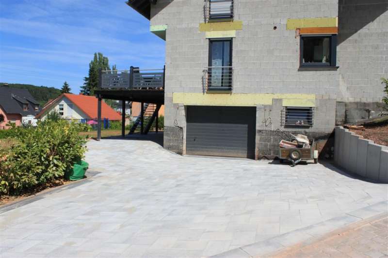 BAU.DE / BAU-Forum: 1. Bild zu Antwort "keine D&auml;mmung" auf die Frage "Kellerabdichtung vor Putz: Bitumenbahn-&Uuml;bergang Mauerwerk optimal abdichten?" im BAU-Forum "Keller"