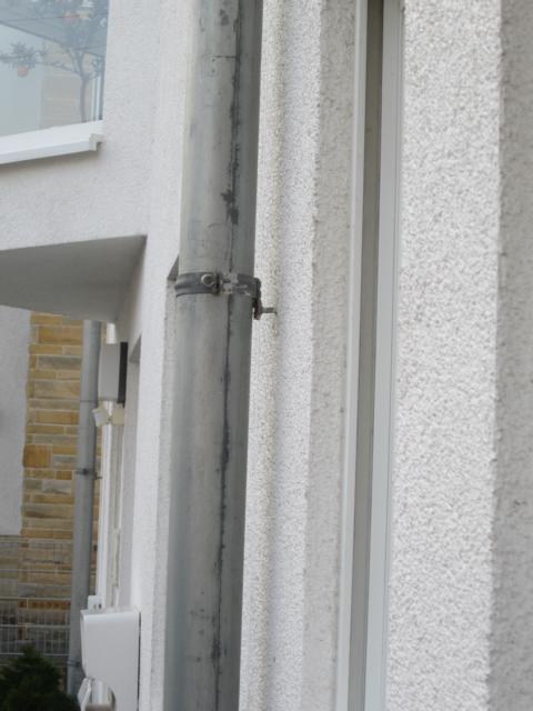 BAU.DE / BAU-Forum: 2. Bild zu Frage "In unserem Reihenmittelhaus -Baujahr 1999 &nbsp;-&nbsp;..." im BAU-Forum "Keller"