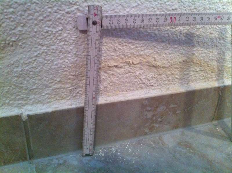 BAU.DE / BAU-Forum: 2. Bild zu Antwort "Hallo, mit der Bitumen Bahnen meinte ich..." auf die Frage "Feuchte Kellerwand oberhalb Sockel: Ursachen, Sanierung & Kosten?" im BAU-Forum "Keller"