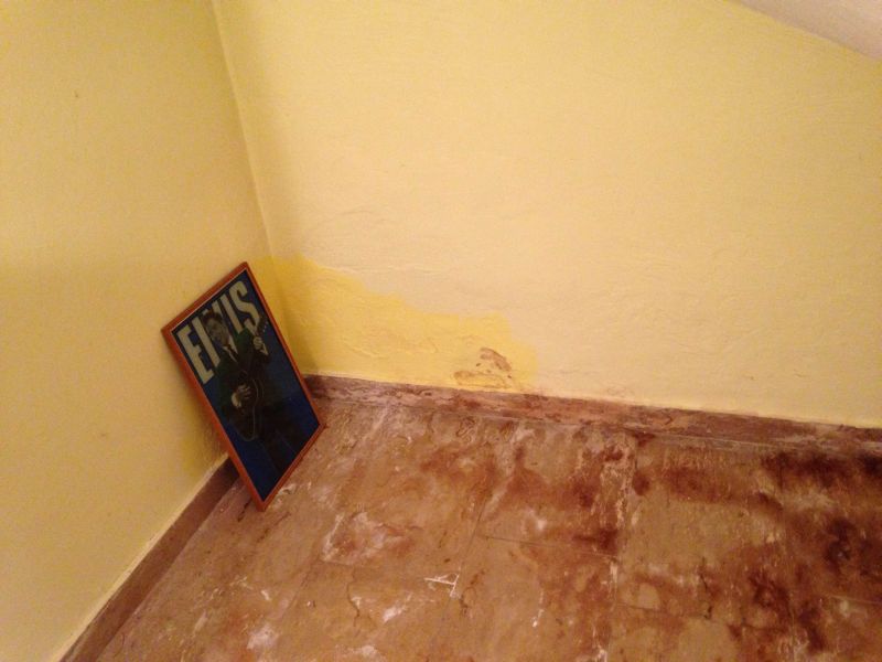 BAU.DE / BAU-Forum: 2. Bild zu Frage "Schaden im Keller?" im BAU-Forum "Keller" BAU.DE / BAU-Forum: 2. Bild zu Frage "Schaden im Keller?" im BAU-Forum "Keller"