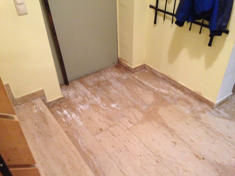 BAU.DE / BAU-Forum: 3. Bild zu Frage "Schaden im Keller?" im BAU-Forum "Keller" BAU.DE / BAU-Forum: 3. Bild zu Frage "Schaden im Keller?" im BAU-Forum "Keller"